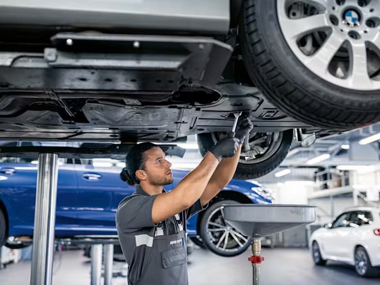Bảo dưỡng xe BMW mùa mưa: 7 hạng mục không nên bỏ qua